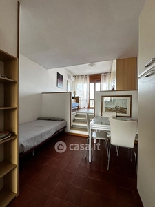 Appartamento in Affitto in Viale Canada a Comacchio