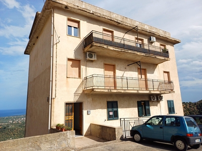 Casa a Corigliano Rossano in Via Santo Stefano, Rossano Centro
