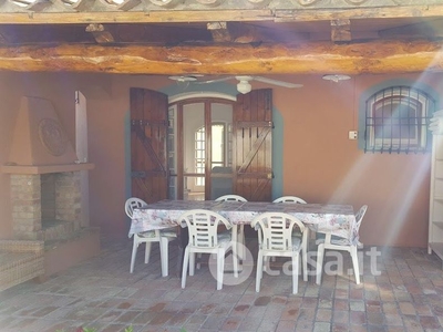 Casa Bi/Trifamiliare in Affitto in Viale europa a San Felice Circeo