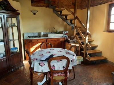 Casa indipendente arredata in affitto, Pontedera montecastello