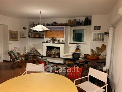 Casa indipendente in Affitto in Via Privata dei Lecci a Rapallo