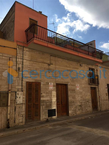 Casa singola in vendita in Via Lovecchio 53/55, San Ferdinando Di Puglia