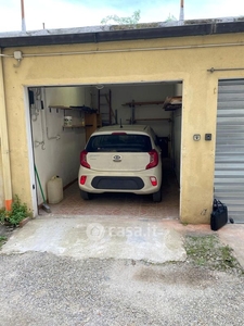 Garage/Posto auto in Affitto in Via Quintino Sella 92 a Firenze