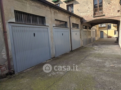 Garage/Posto auto in Affitto in Via Trento 103 a Stradella