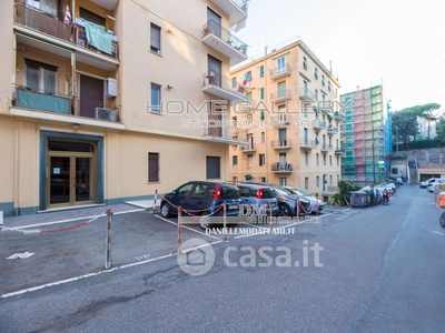Negozio/Locale commerciale in Affitto in Via Annibale Passaggi a Genova