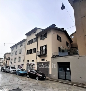 Negozio/Locale commerciale in Affitto in Via de Simoni a Sondrio