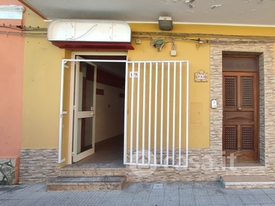 Negozio/Locale commerciale in Affitto in Via Santa Marina 175 a Milazzo