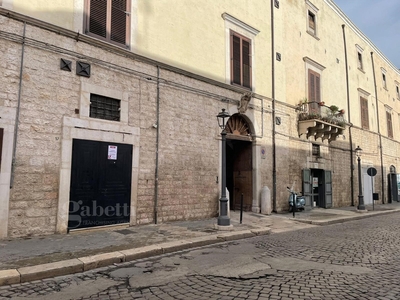 Negozio / Locale in vendita a Barletta