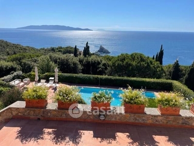 Villa in Affitto in a Monte Argentario