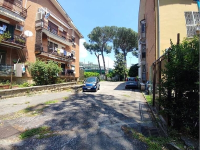 Appartamento in vendita a Napoli, Via Quintiliano - Napoli, NA