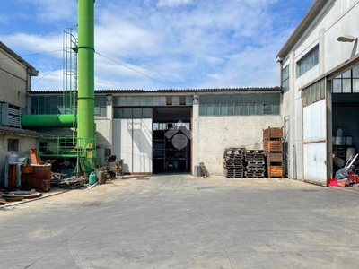 Capannone Industriale in vendita a Pavone del Mella via Brescia, 34