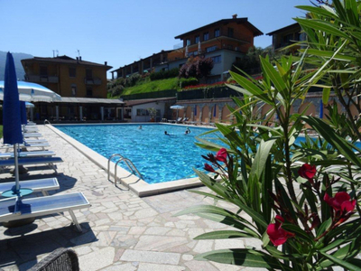 Apartment Terrazzo di Toni in Tignale mit Terrasse und Pool