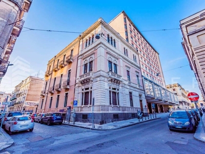 Ufficio in vendita a Catania via Guglielmo Oberdan, 141