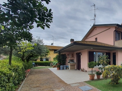 Villa classe A4 a Ravenna