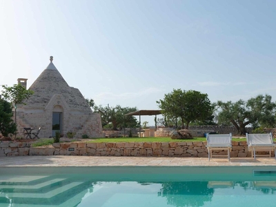 Trullo little nest with exclusive pool