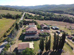 Agriturismo in Vendita ad Monteverdi Marittimo - 945000 Euro