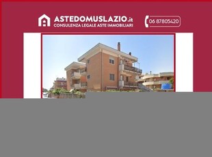 Appartamento all'asta ubicato a Pomezia (RM)