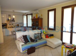 Appartamento Bilocale in ottime condizioni, in vendita in Strada Nazionale Adriatica Nord 103, Pesaro