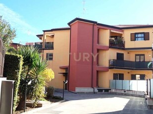 Appartamento in Vendita ad Camporotondo Etneo - 169000 Euro