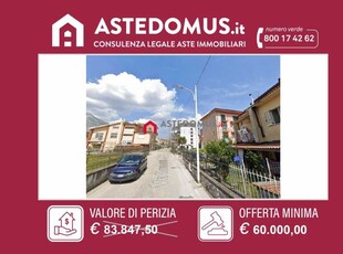 Appartamento in Vendita ad Montesarchio - 60000 Euro