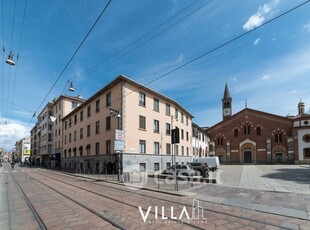 Appartamento in Vendita in Corso di Porta Ticinese 103 a Milano