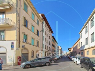 Appartamento in Vendita in Via Antonio Squarcialupi a Firenze