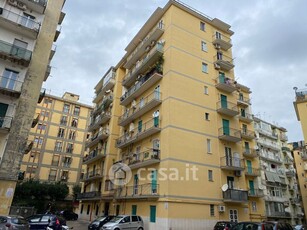 Appartamento in Vendita in Via Bernardo Cavallino 115 a Napoli