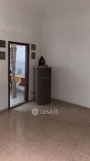 Appartamento in Vendita in Via Cipressi 155 a Palermo