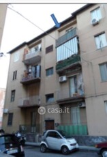 Appartamento in Vendita in Via de Lorenzo 28 a Catania