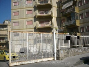 Appartamento in Vendita in Via Fisicara 39 a Caltagirone