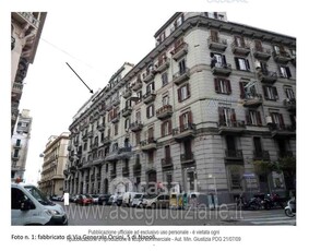 Appartamento in Vendita in Via Generale Giordano Orsini 5 a Napoli