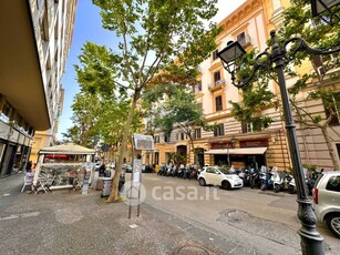 Appartamento in Vendita in Via Gian Lorenzo Bernini a Napoli