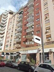 Appartamento in Vendita in Via Sampolo a Palermo
