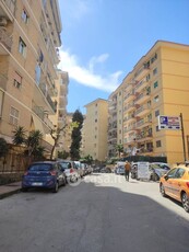 Appartamento in Vendita in Via San Giacomo dei Capri 125 a Napoli