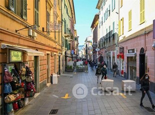 Appartamento in Vendita in Via Sestri a Genova