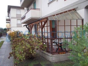 Appartamento Quadrilocale in vendita a Montignoso