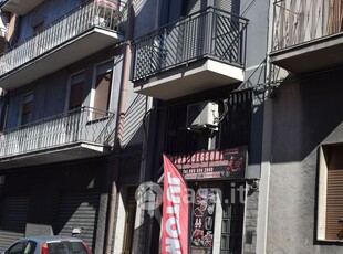 Attività/Licenza (con o senza mura) in Vendita in Via Orlando Vittorio Emanuele 206 a Adrano