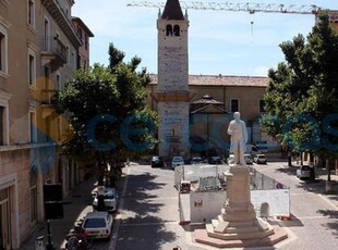 Box in vendita in Piazza Santi Apostoli 11, Verona