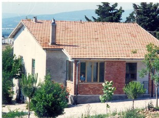 Casa indipendente a Cinigiano, 6 locali, giardino privato, posto auto