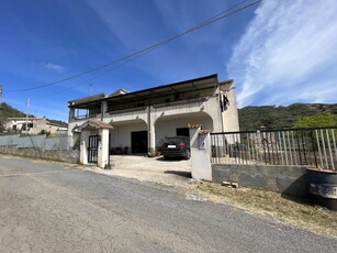 Casa indipendente in Contrada Gallo 11, San Pietro in Amantea, 1 bagno