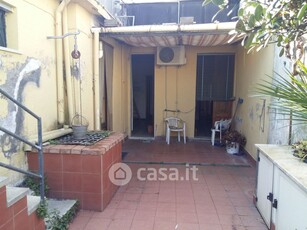 Casa indipendente in Vendita in Via Vittorio Emanuele 105 a Santa Venerina