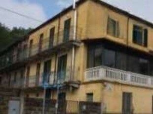 Casa indipendente in Via Asti, Calliano, 11 locali, 719 m² in vendita