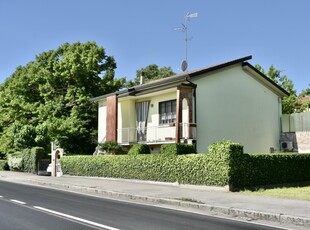 Casa indipendente in Via Circonvallazione Levante 16, Pieve di Cento