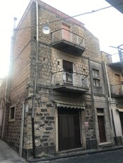 Casa indipendente in Via Clausura 15 - 15A, 10 locali, 4 bagni, 229 m²