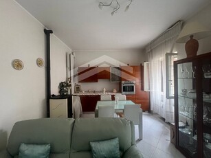 Casa indipendente in Via Mulino, Mirabello Sannitico, 4 locali, 100 m²