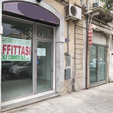 Locale Commerciale in Affitto ad Caltagirone