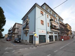 Locale Commerciale in Vendita ad San Benedetto del Tronto - 70000 Euro