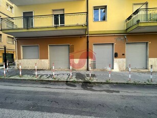 Magazzino in vendita a Benevento