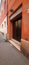Negozio/Locale commerciale in Vendita in Via Rialto 25 a Bologna