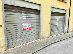 Negozio / Locale in vendita a Avellino - Zona: Centro